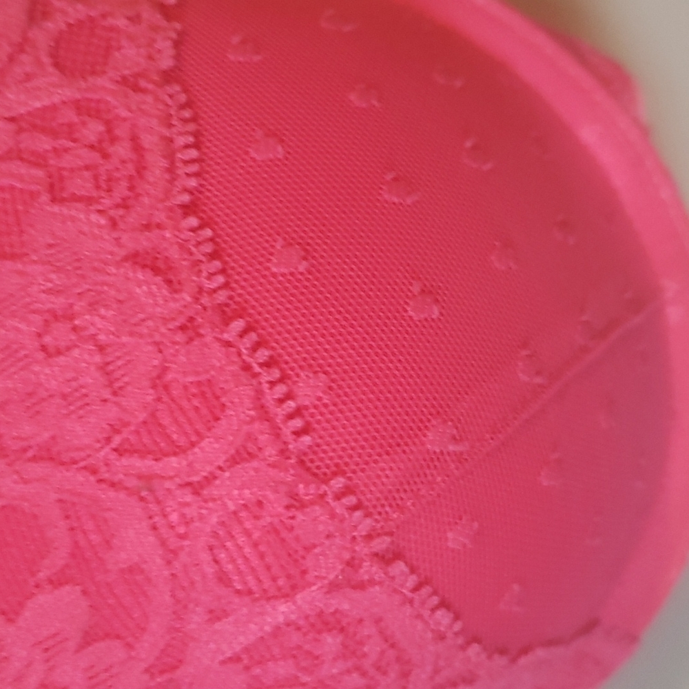 Padded push up bra - Picture 2 of 4